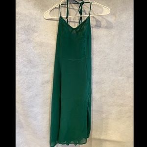 Simple and sexy little short green dress. Size: XS
